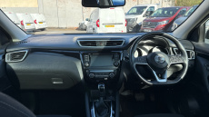 Nissan Qashqai 1.3 DiG-T 160 [157] N-Connecta 5dr DCT Glass Roof Petrol Hatchback